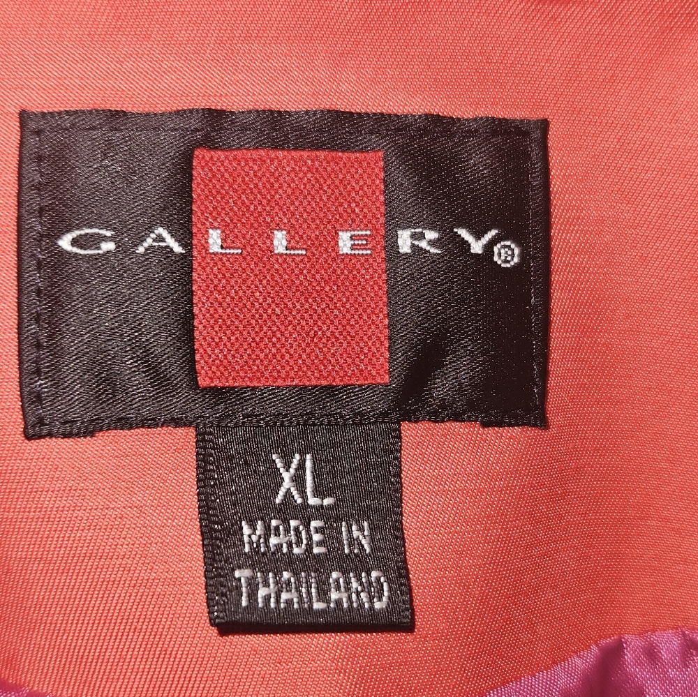 Gallary Women's Pink Jacket - Picture 7 of 9
